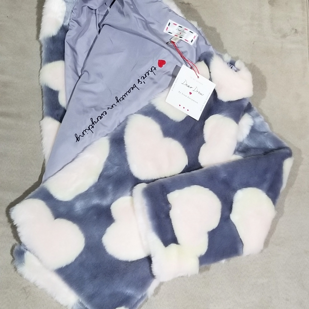 Drew Barrymore's Shrunken Jacket